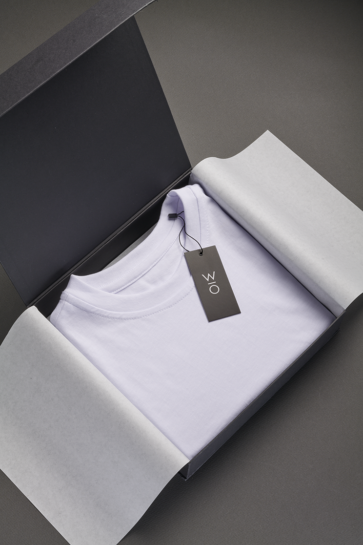 Camiseta blanca de manga corta